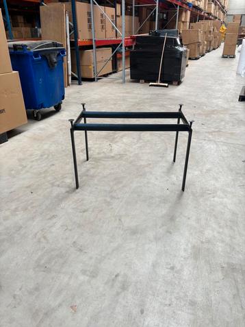Frame tafel onderstel stijl corbusier lc6, Enlèvement ou Envoi, Comme neuf