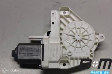 Raammotor rechts achter Audi Q3 / A4 8K 8K0959812A beschikbaar voor biedingen