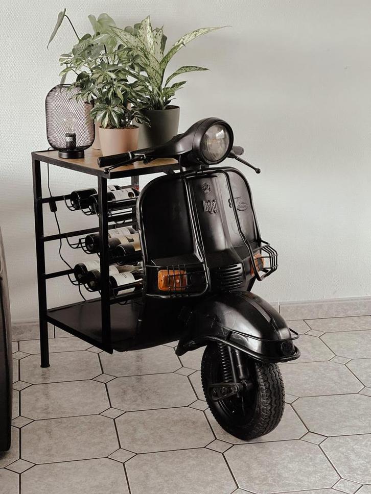 Scooter wijnrek, Huis en Inrichting, Woonaccessoires | Wijnrekken, Zo goed als nieuw, Hout, Ophalen