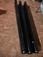 Black lights, Enlèvement