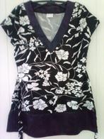 T-shirt noir à fleurs blanches manches courtes, Kleding | Dames, T-shirts, Verzenden, Nieuw, Zwart, Korte mouw