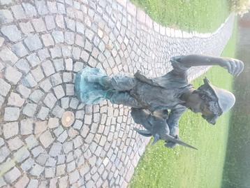 Bronze fontijn beeld, Tuin en Terras, Ophalen of Verzenden, Gebruikt, Overige materialen, Fontein
