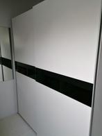 Moderne kleerkast met schuifdeuren, Huis en Inrichting, Ophalen, 150 tot 200 cm, Zo goed als nieuw, Modern