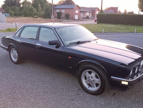 jaguar XJ6 3.2S OLDTIMER, Auto's, Jaguar, Particulier, XJ, ABS, Airconditioning, Boordcomputer, Centrale vergrendeling, Elektrische buitenspiegels