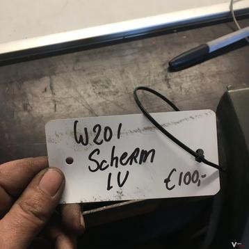 Mercedes W201 Voorscherm Linksvoor beschikbaar voor biedingen