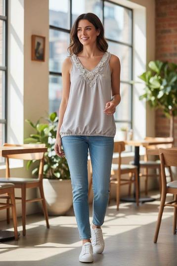 ✨️BUNDELKORTING‼️ ZOI Tanktop Maat 40 In Topstaat✨️ beschikbaar voor biedingen