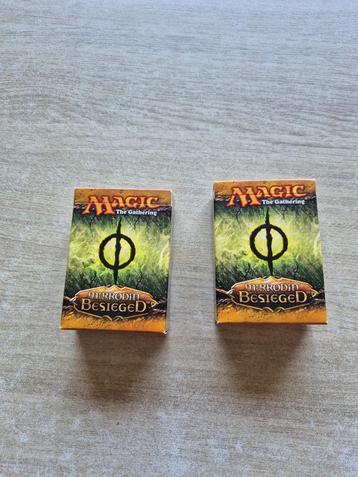 2 Deck Boxes Mirrodin Besieged (2011) beschikbaar voor biedingen