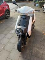 Sym x-pro classe A, Fietsen en Brommers, Ophalen, Zo goed als nieuw