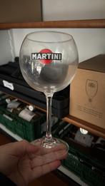 Martini glazen, Enlèvement