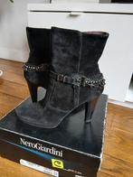 Bottines Nero Giardini suede noire 37, Vêtements | Femmes, Nero Giardini, Enlèvement, Boots et Botinnes, Porté