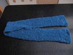 nieuw sjaal blauw handgemaakt,gebreid, wol met reliëf 140x13, Enlèvement ou Envoi, Écharpe, Neuf