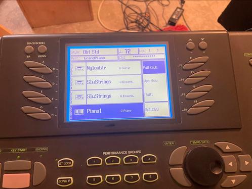 World music general keyboard Gem SK 88, Muziek en Instrumenten, Keyboards, Gebruikt, Gem, Ophalen