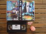 VHS - film  Nirvana met Christopher Lambert, Cd's en Dvd's, VHS | Film, Vanaf 16 jaar, Ophalen of Verzenden, Gebruikt, Thrillers en Misdaad