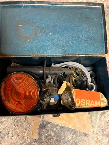 Verlichting, verschillende lampjes, gratis beschikbaar voor biedingen