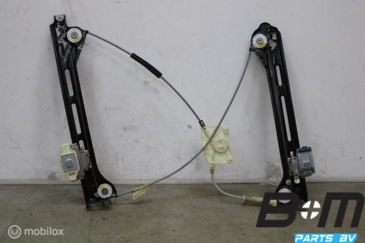 Raammechaniek rechtsvoor VW Beetle 5C 5C5837462B, Auto-onderdelen, Ruiten en Toebehoren, Gebruikt