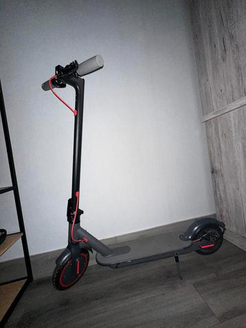 Elektrische step, Enlèvement, Comme neuf, Step électrique (E-scooter), AOVOPRO