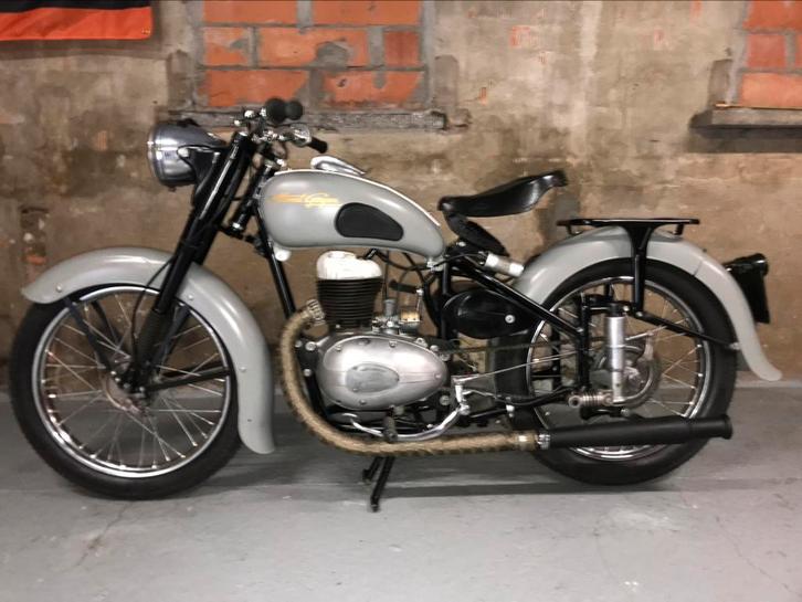 Monet Goyon, Motoren, Motoren | Oldtimers, Overig, 12 t/m 35 kW, 1 cilinder, Ophalen