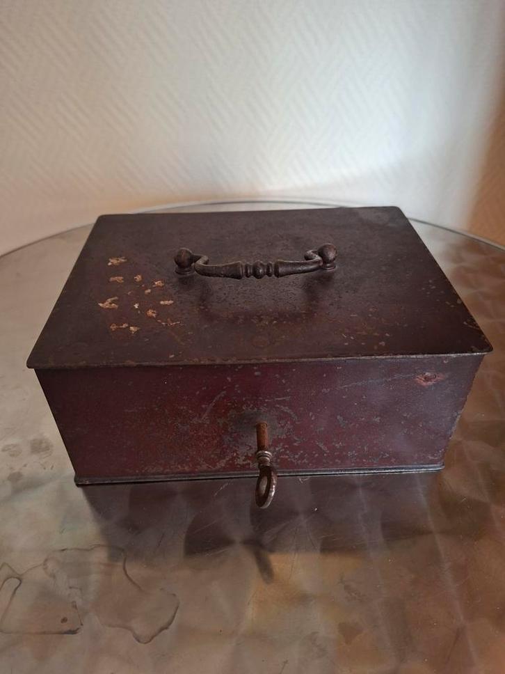Coffret ancien, Maison & Meubles, Accessoires pour la Maison | Coffres, Enlèvement ou Envoi