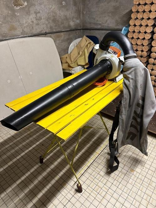 Stihl SH 86 bladblazer/zuiger en, Tuin en Terras, Bladblazers, Zo goed als nieuw, Handgedragen, Benzine, Met opvangzak, Met versnipperfunctie