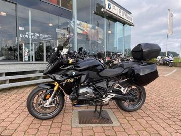 BMW R 1200 RS avec valises, écran haut, pare-chocs,...  disponible aux enchères