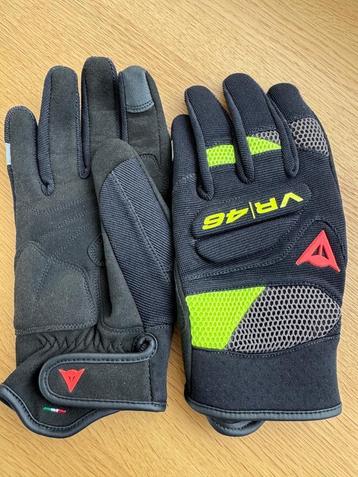 Dainese VR46 handschoenen  beschikbaar voor biedingen