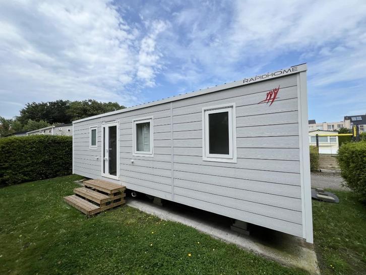 Unieke kans: Nieuwe stacaravan te koop in centrum De Haan, Caravans en Kamperen, Stacaravans, tot en met 6, Ophalen