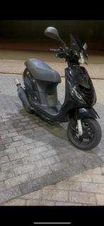 Zip 2 takt 2003 (70cc) A klasse, Fietsen en Brommers, Scooters | Piaggio, Ophalen, Tweetakt, Klasse A (25 km/u), 70 cc