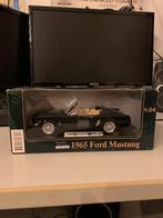 Superior Collectibles - 1965 Ford Mustang - Noir -1/24, Enlèvement ou Envoi, Comme neuf, Voiture