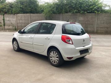 Renault Clio 1.2 benzine 2012 met 124000km*gps*airco*garanti