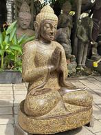 Namaste Mudra Boeddha Tuinbeeld van Lavasteen 100cm, Nieuw, Steen, Ophalen of Verzenden, Boeddhabeeld