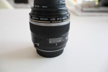 Canon EF-S 60mm f/2.8 USM Macro-lens beschikbaar voor biedingen
