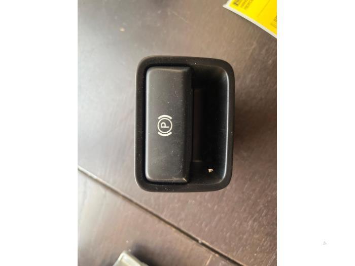 Handrem schakelaar van een Mercedes GLA, Auto-onderdelen, Remmen en Aandrijving, Gebruikt, 3 maanden garantie, Ophalen of Verzenden