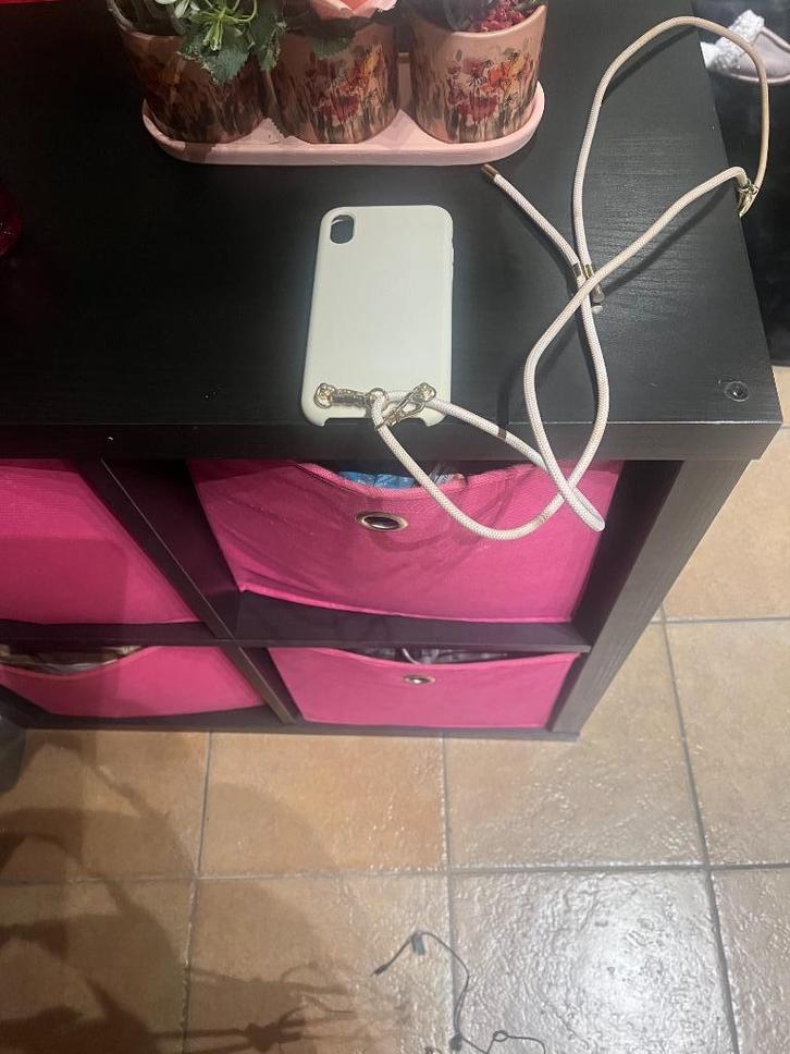 Hoesje met koord I phone XR Paul Hewitt, Telecommunicatie, Mobiele telefoons | Hoesjes en Screenprotectors | Apple iPhone, Zo goed als nieuw