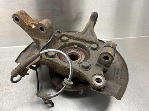 WIELNAAF VOOR Mitsubishi Grandis (NA) (GRANDIS), Auto-onderdelen, Remmen en Aandrijving, Mitsubishi, Gebruikt