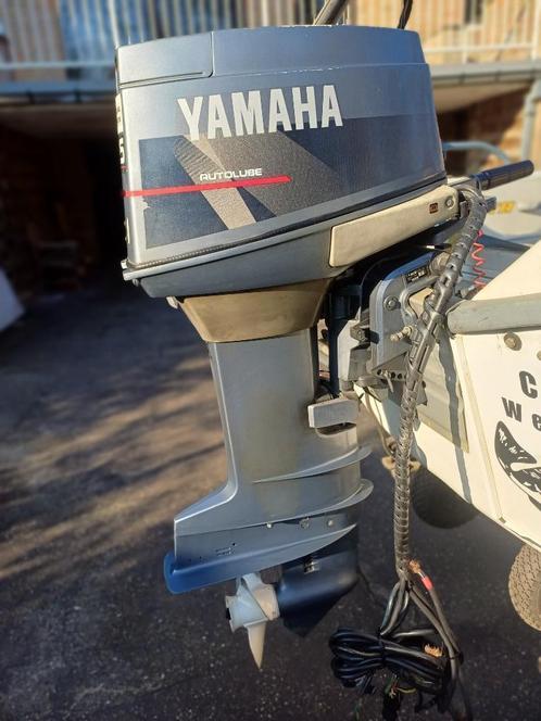 Yamaha Autolube 25 PK, Watersport en Boten, Buiten- en Binnenboordmotoren, Gebruikt, Benzine, Buitenboordmotor, 10 tot 30 pk, Elektrische start