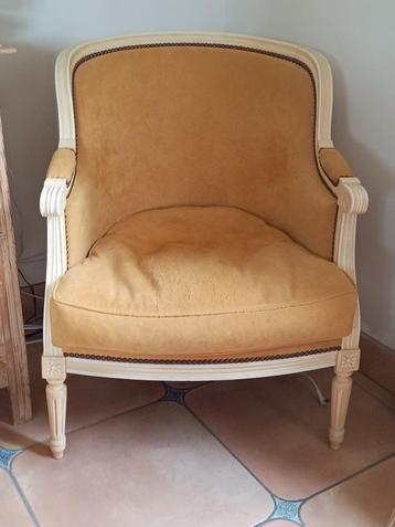 Fauteuil cabriolet jaune moutarde beschikbaar voor biedingen