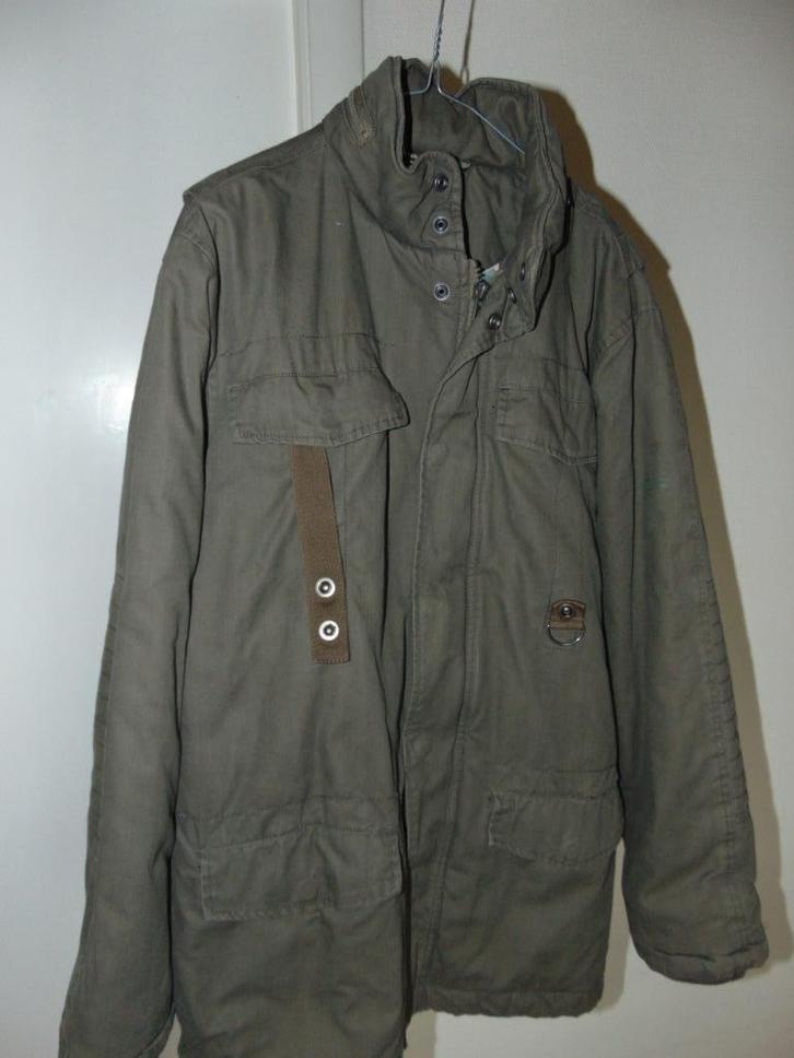 Jas in goede staat, Kleding | Heren, Jassen | Winter, Gedragen, Maat 52/54 (L), Groen, Ophalen of Verzenden