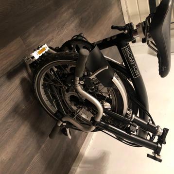 Brompton vouwfiets met naafdynamo en verlengde zadelpen. beschikbaar voor biedingen