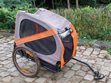 fietskar voor hond beschikbaar voor biedingen
