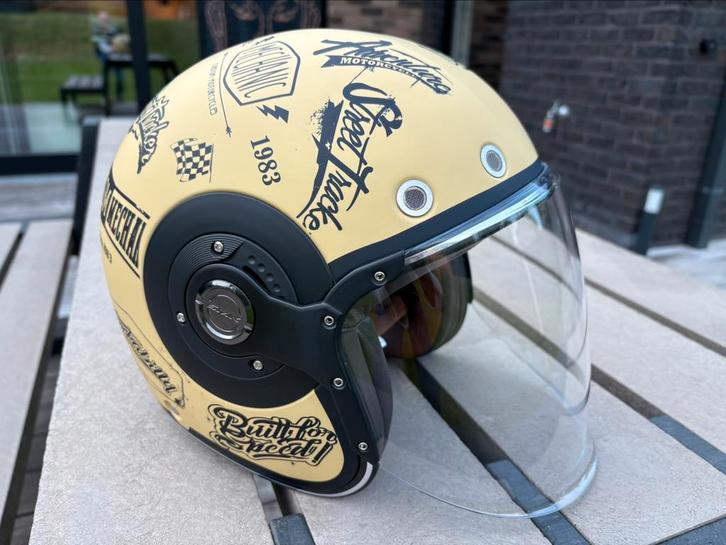 2 mooie comfortabele helmen, Motoren, Kleding | Motorhelmen, Dames, Heren, Jethelm, S, Overige merken, Tweedehands, Ophalen