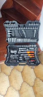 Coffret a outils KM 215 pièces Kraft Muller, Bricolage & Construction, Neuf