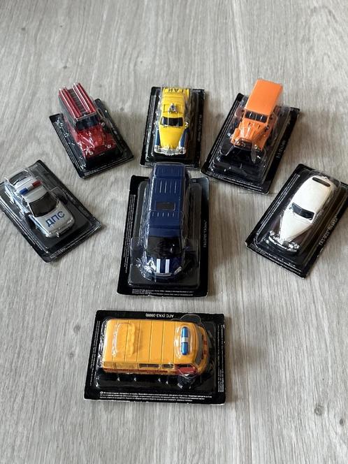 A saisir! Collection de 7 véhicules "RUSSES" 1/43 neufs-40€!, Hobby & Loisirs créatifs, Voitures miniatures | 1:43, Neuf, Voiture