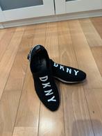 Basket femme DKNY, Sports & Fitness