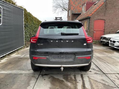 BUMPER ACHTER Volvo XC40 (XZ) (01-2017/12-2022), Auto-onderdelen, Carrosserie, Bumper, Volvo, Achter, Gebruikt