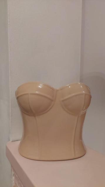 Unieke korset burlesque vaas roze beschikbaar voor biedingen