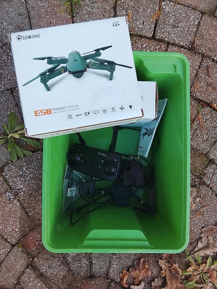 Eachine E58 Pocket Drone (2), TV, Hi-fi & Vidéo, Drones, Comme neuf, Autres marques, Enlèvement