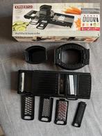 GROENTESNIJDER MET TOEBEHOREN, Maison & Meubles, Cuisine | Ustensiles de cuisine, Enlèvement