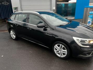 Renault megane bj 2016 150000 km met navie benz euro 6 beschikbaar voor biedingen