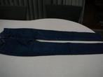 Mooie jeansbroek Levi's 28, Kleding | Dames, Spijkerbroeken en Jeans, Blauw, Ophalen of Verzenden, W28 - W29 (confectie 36), Gedragen