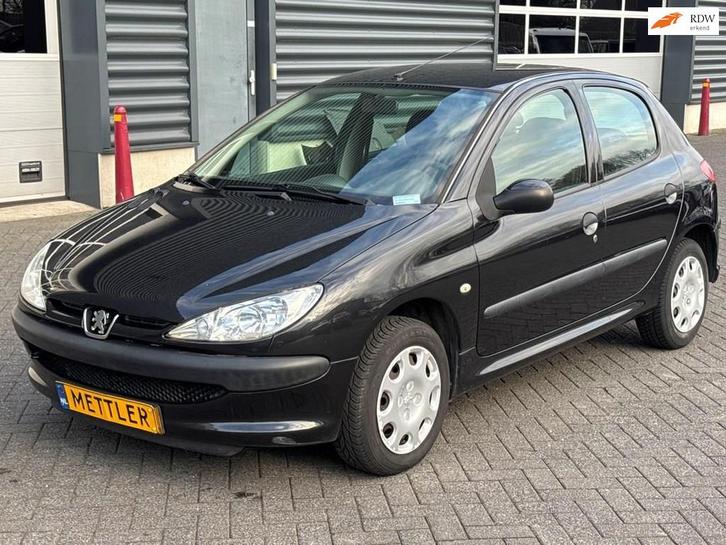 Peugeot 206 1.4 One-line, airco, Auto's, Peugeot, Bedrijf, Te koop, ABS, Airbags, Airconditioning, Centrale vergrendeling, Electronic Stability Program (ESP)